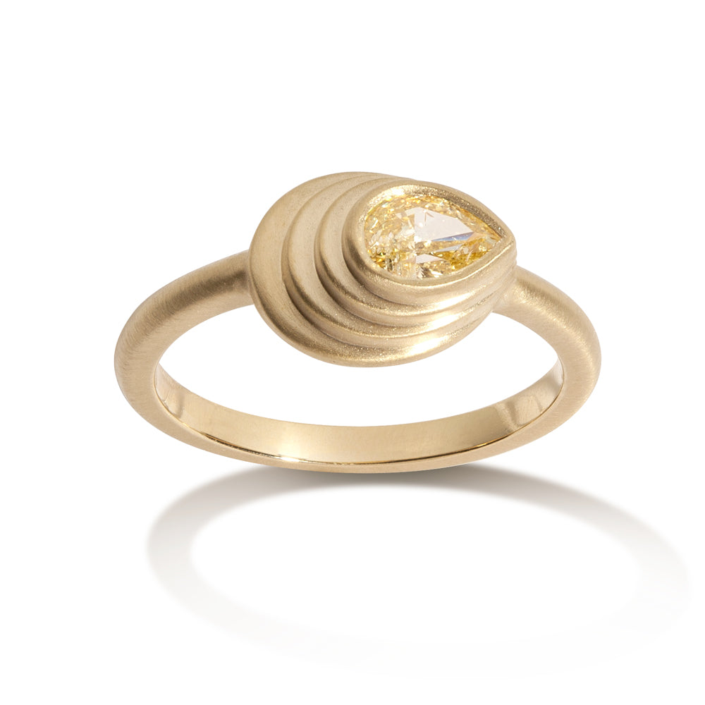Ripple Ring - Yellow Diamond