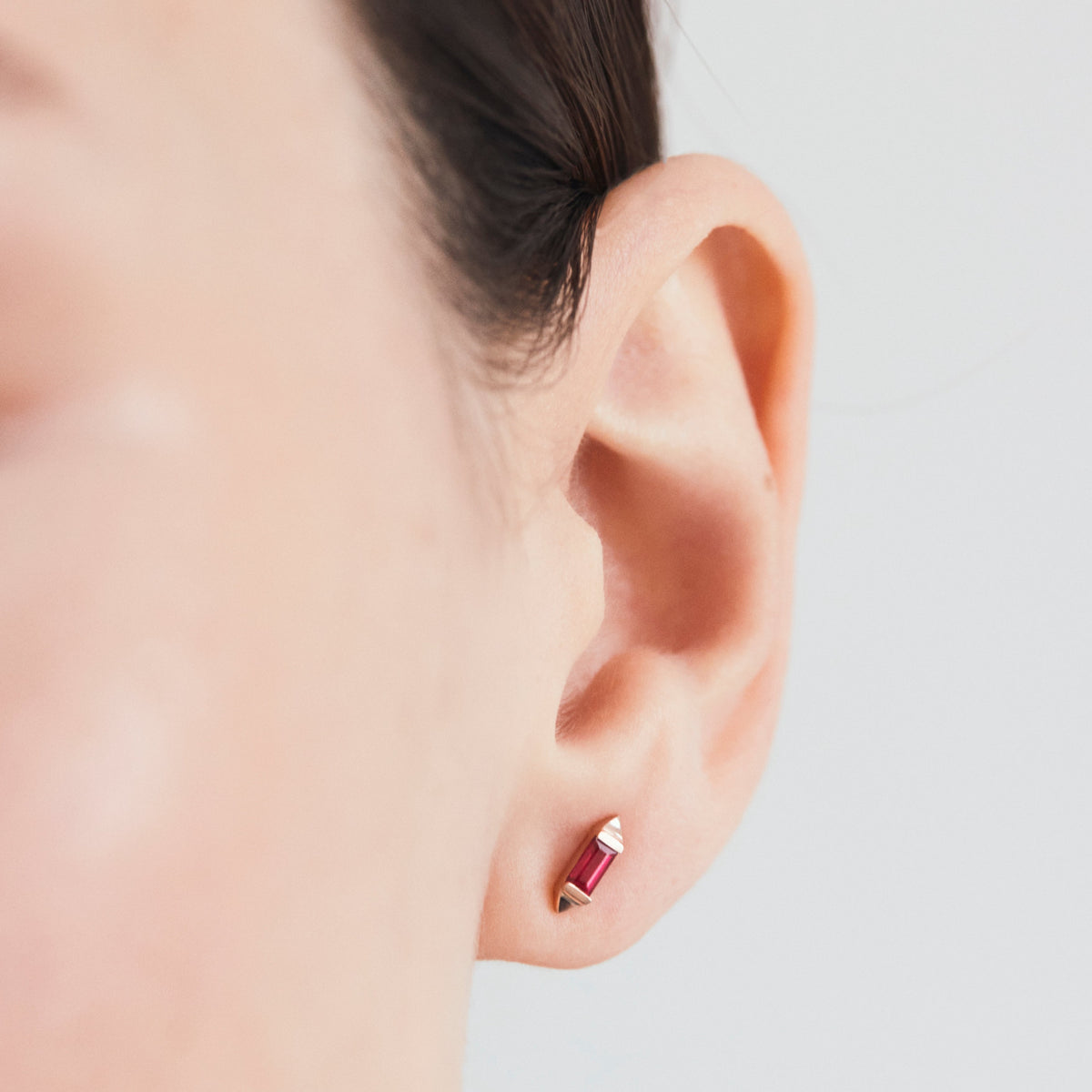 Bergama Baguette Studs