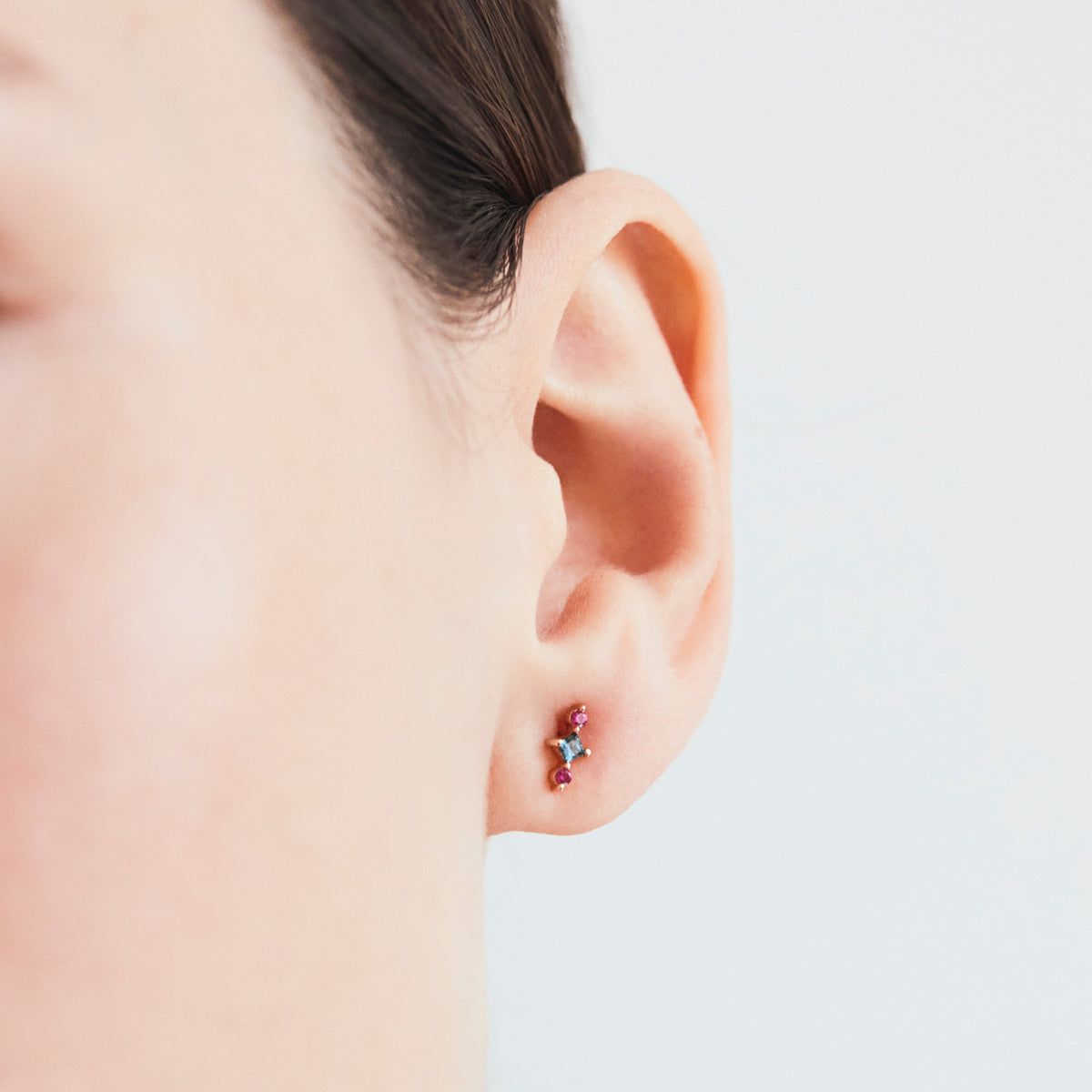 Juno Studs